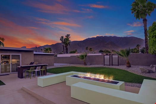 Atomic Garden Vacation Rental - 33