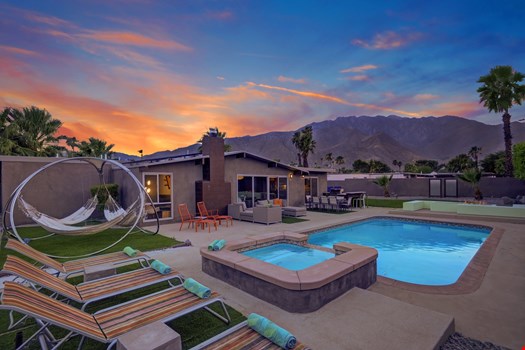 Atomic Garden Vacation Rental - 01