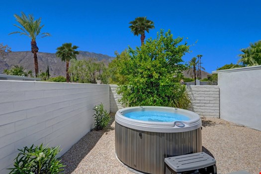 Desert Moonlight - Palm Springs Luxury Rental - 25