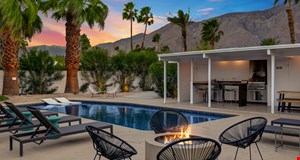 Desert Moonlight - Palm Springs Luxury Rental - 04