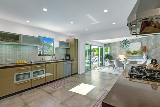 Fairway Modern Vacation Home-20