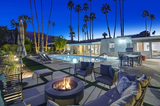 Fairway Modern Vacation Home-36
