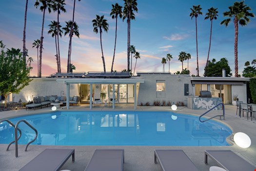 Fairway Modern Vacation Home-05