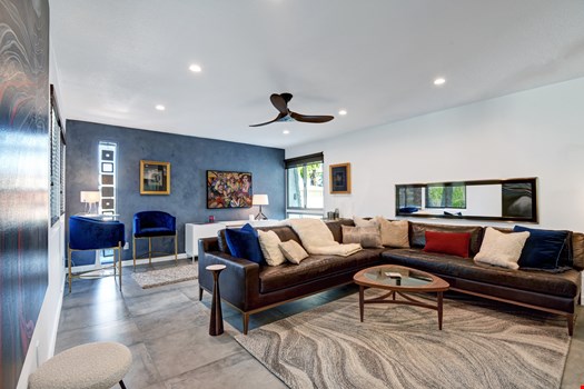 Fairway Modern Vacation Home-11