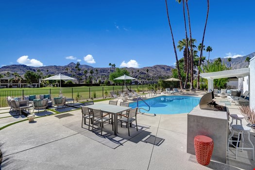 Fairway Modern Vacation Home-40