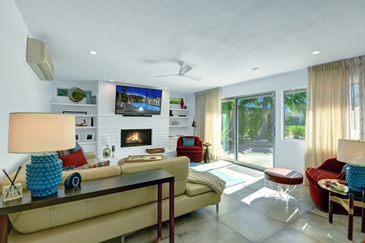 Fairway Modern Vacation Home-14