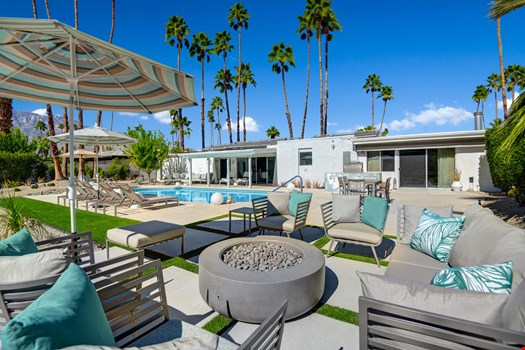 Fairway Modern Vacation Home-07