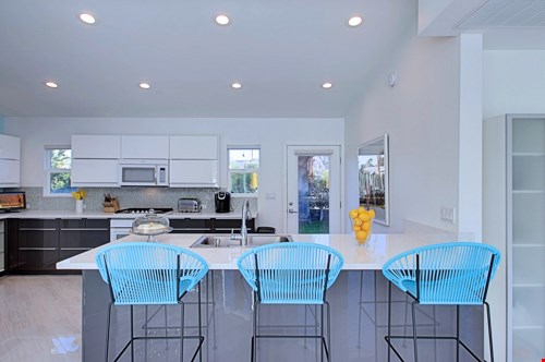 Harlow Home Vacation Rental - 15