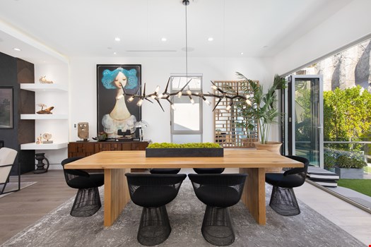 Holly-Modern-10