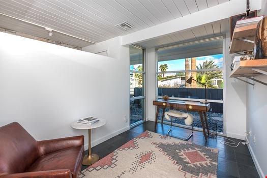 Laurel Modern Vacation Rentals  - 25