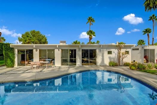 BACK OF HOME OVER POOL