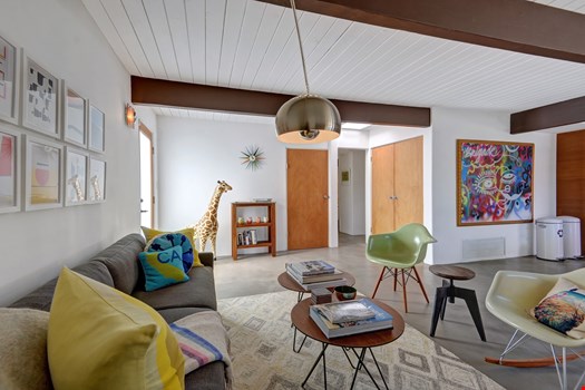 Laurel-Retreat-Vacation-Home-05