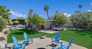 Laurel-Retreat-Vacation-Home-02