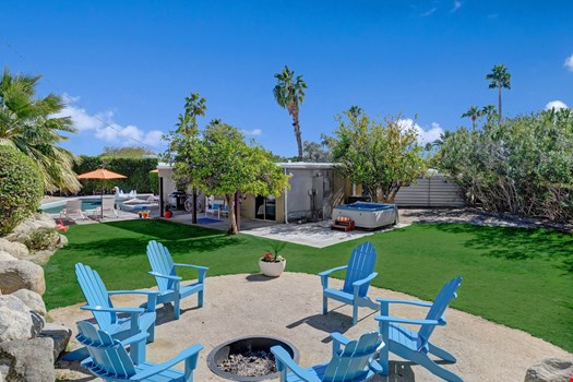 Laurel-Retreat-Vacation-Home-02