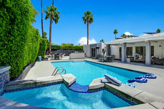 Lujo-Vacation-Rental-01