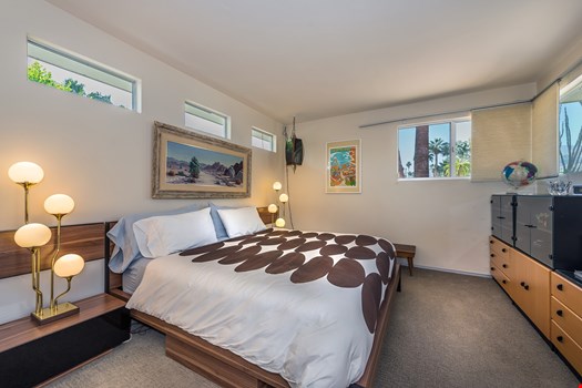 Morongo Modern Vacation Home - 22