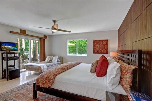 Monterey Home Vacation Rental -17