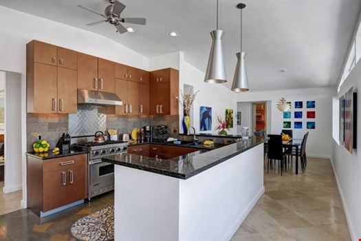 Monterey Home Vacation Rental -15