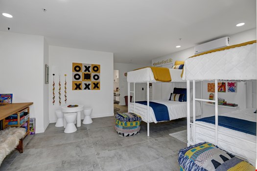 Pico-Club-House-Rental-29