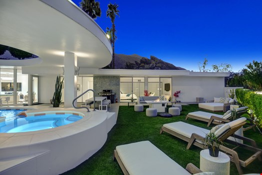 Skyfall-Vacation-Rental-47