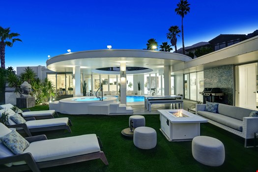 Skyfall-Vacation-Rental-06