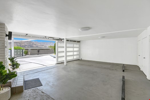 Skyfall-Vacation-Rental-45