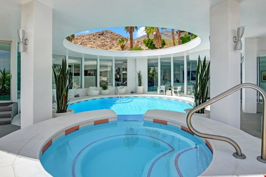 Skyfall-Vacation-Rental-05