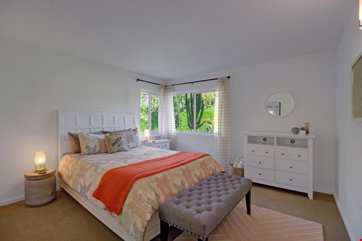 Rana-Red-House-rental-19