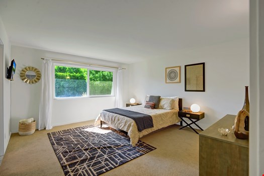 Rana-Red-House-rental-15