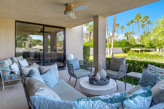 Twin-Palms11