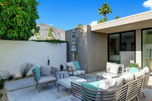 Twin-Palms42